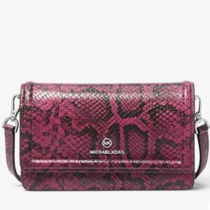 Michael Kors Jet Set Leather Smartphone Crossbody Bag